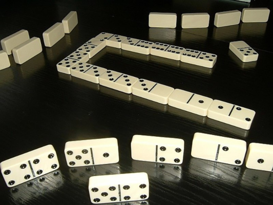cach-choi-co-domino